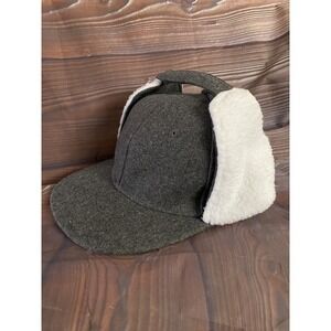 GRAY Pugs Gear with Furlike Earflap Cap. NWT‎ All Season